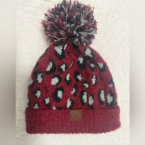 5/20 Women’s Red and Black Leopard Beanie
